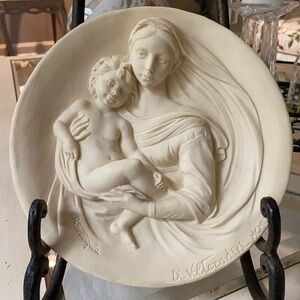 MADONNA Profetica 3-D WALL HANGING PLATE BY A.SANTANGELA 1981 ITALY TOSCANA